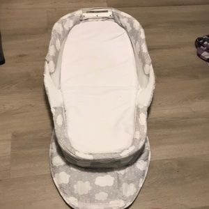 Portable baby bassinet